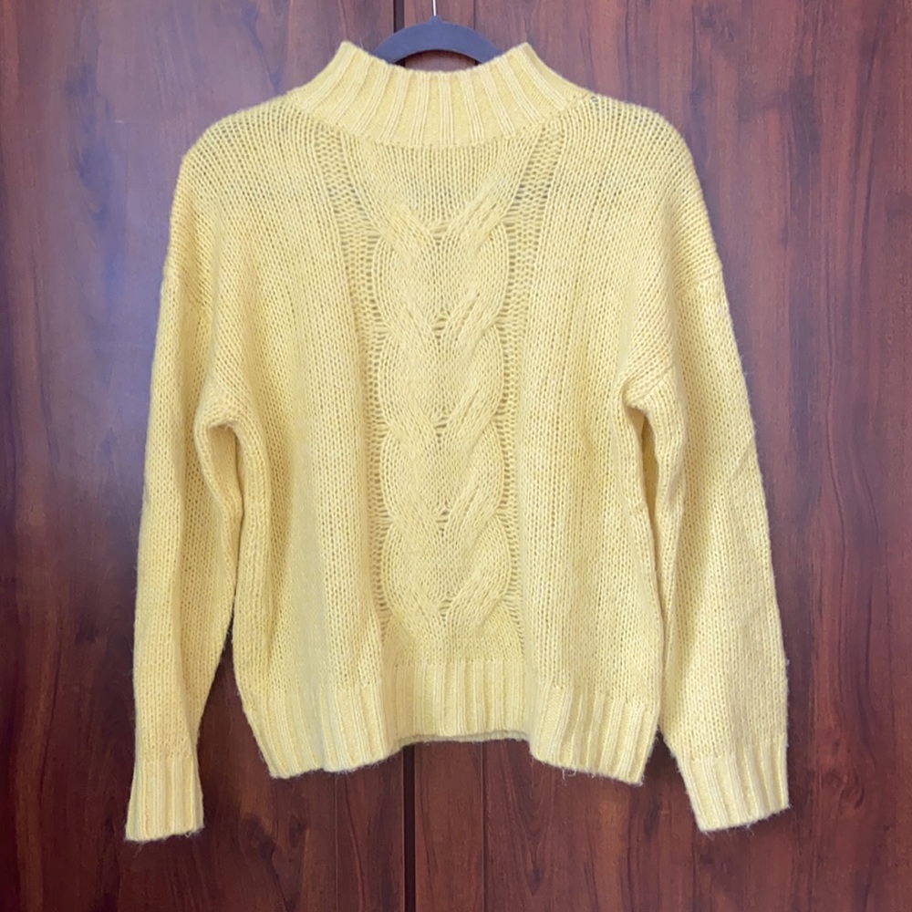 Mock neck yellow sweater